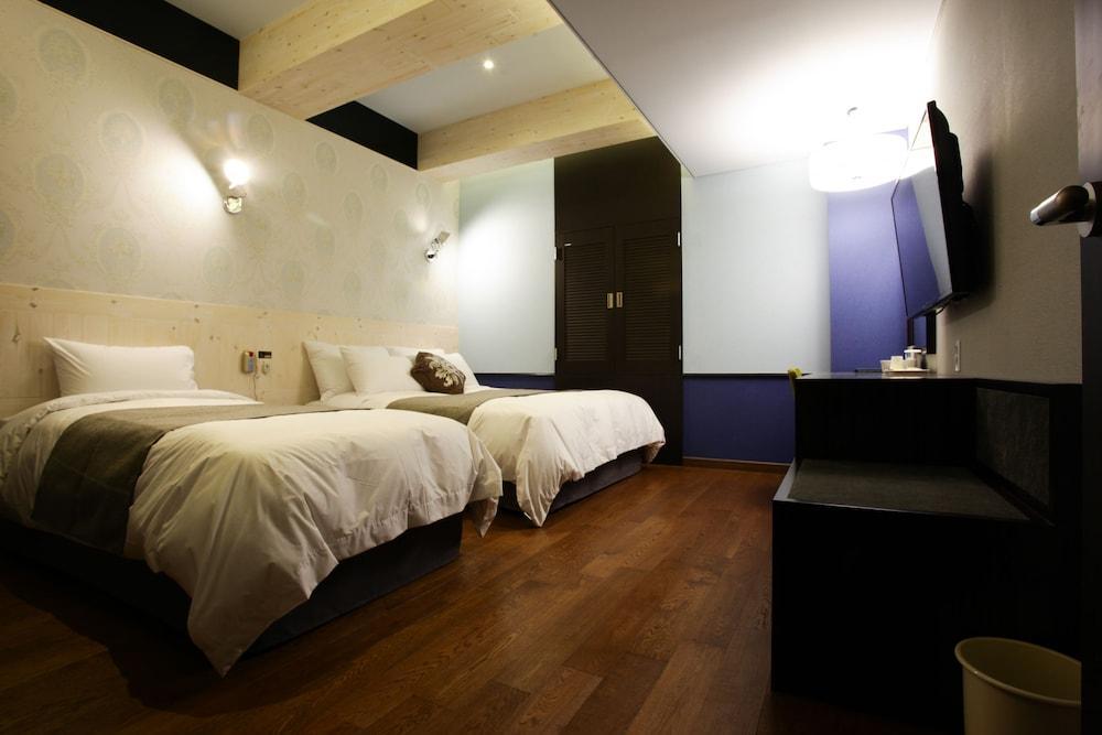 Karak Tourist Hotel Seul Exterior foto